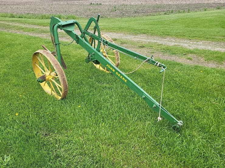 john-deere-1-shank-subsoiler---nice-image-1