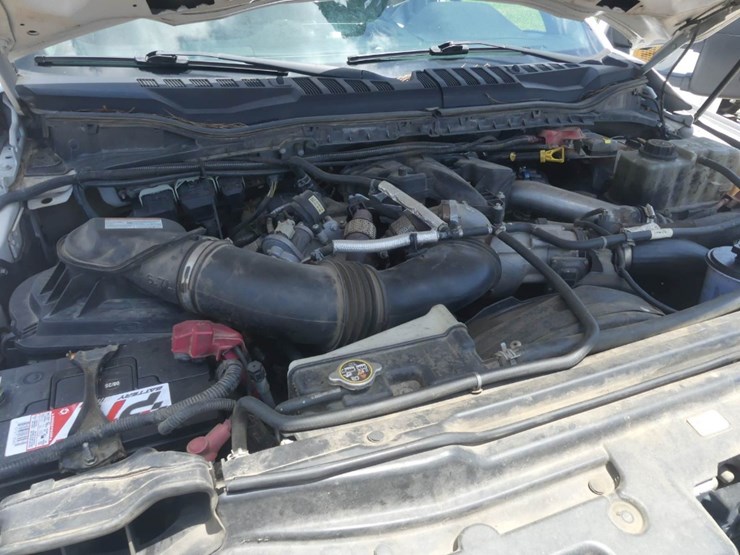 2019-ford-f550-xl-image-9