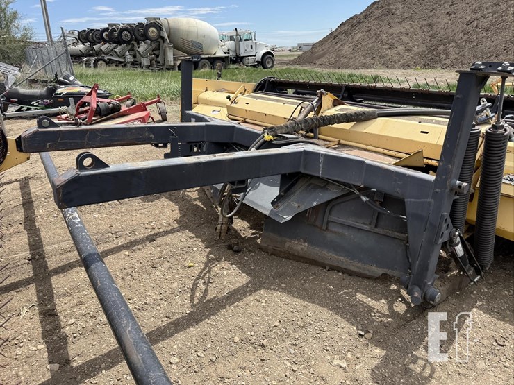 new-holland-2326-image-10