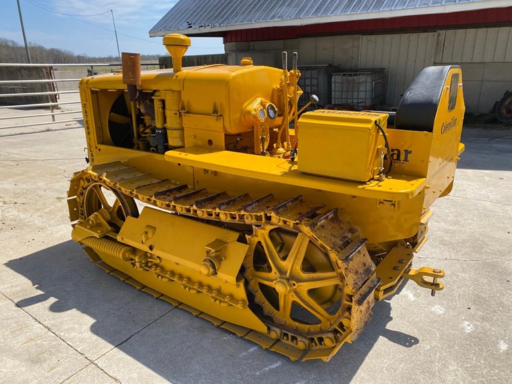 caterpillar-22-image-6