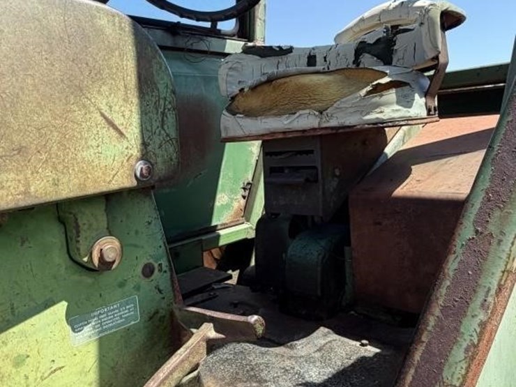 john-deere-4020-image-8