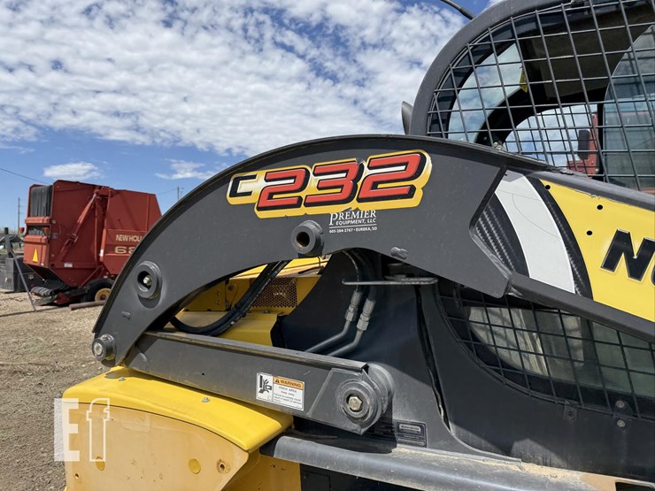 new-holland-c232-image-17