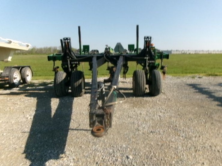 2003-john-deere-2100-image-12