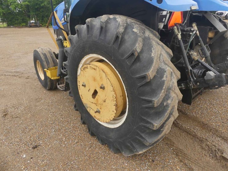 2006-new-holland-ts110a-image-6