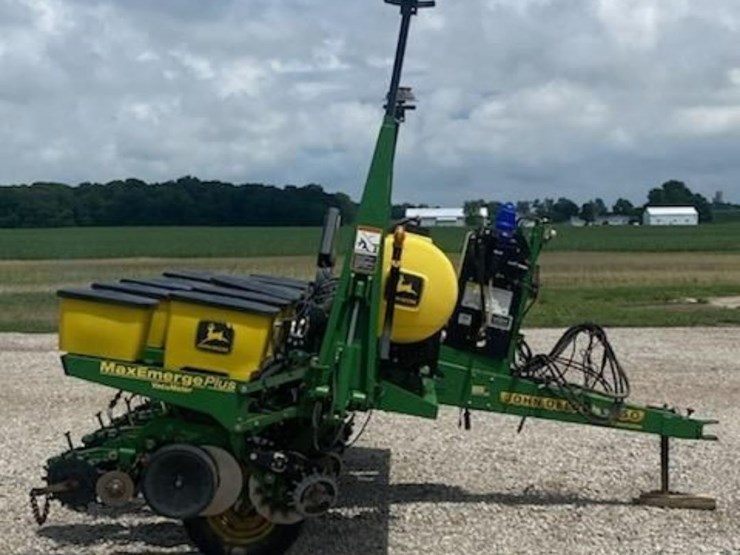 john-deere-1750-image-2