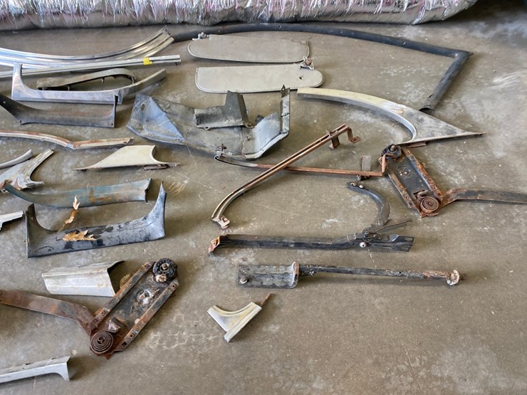 #110-•-1957-chevy-belair-2-door-hardtop-body-parts-(no-title)-(schofield,-wi)-image-45