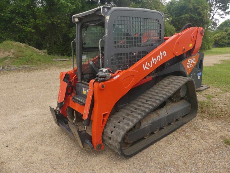 2023-kubota-svl97-2-image-1