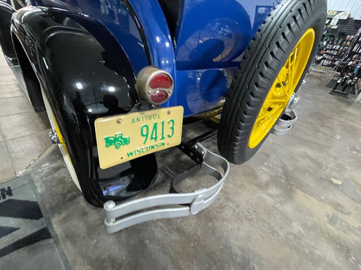 1928-ford-model-a-image-29