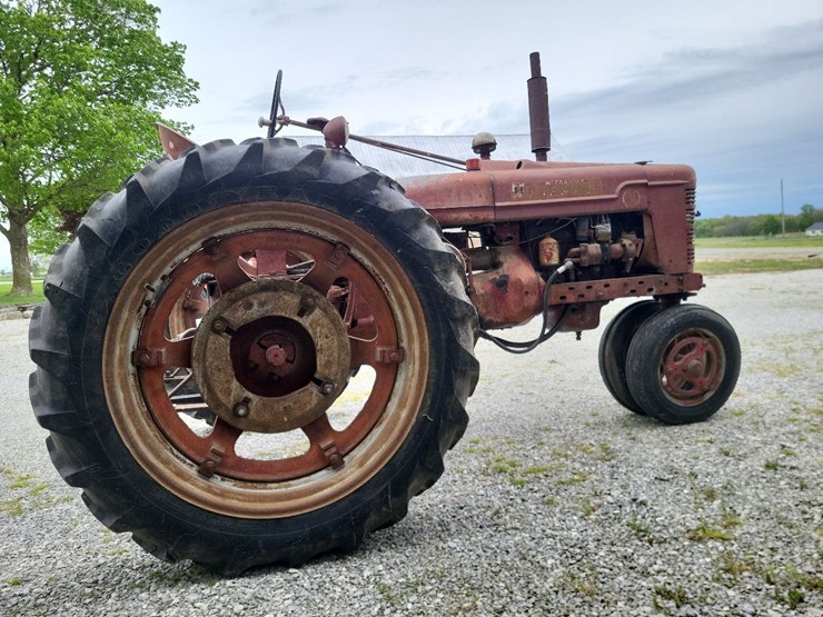1946-farmall-h-tractor-image-6