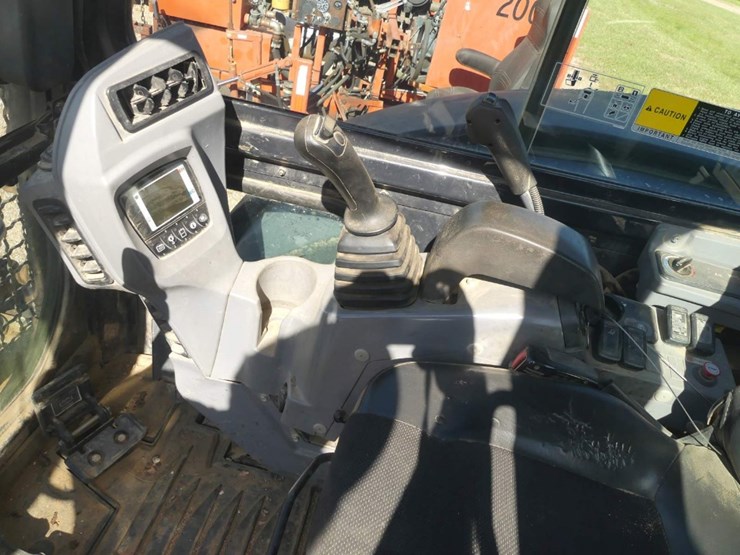 2017-kubota-kx057-4-image-11