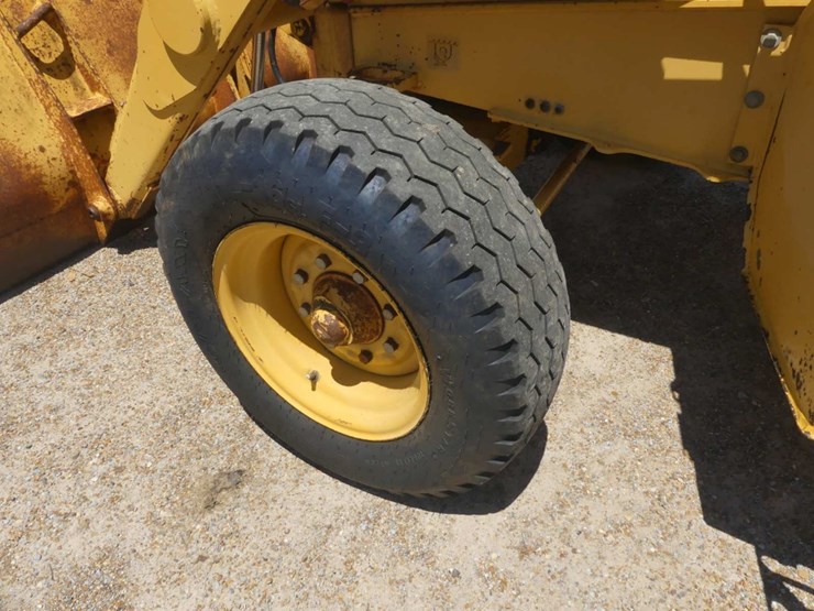 john-deere-310d-image-8
