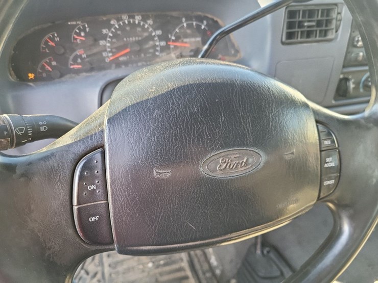 1999-ford-f350-image-44