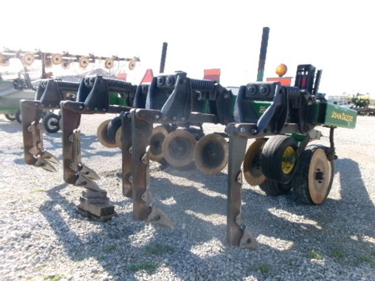 2003-john-deere-2100-image-7