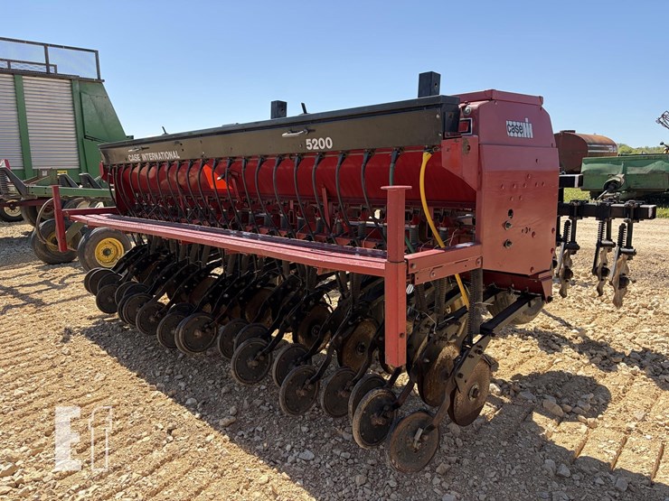 case-ih-5200-image-2