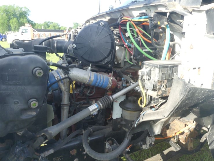 2004-ford-f750-image-7