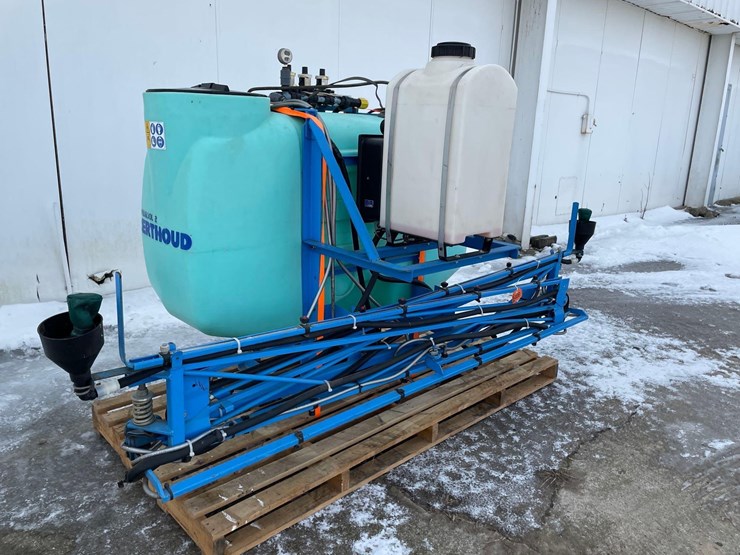 berthoud-3pt-sprayer-image-7