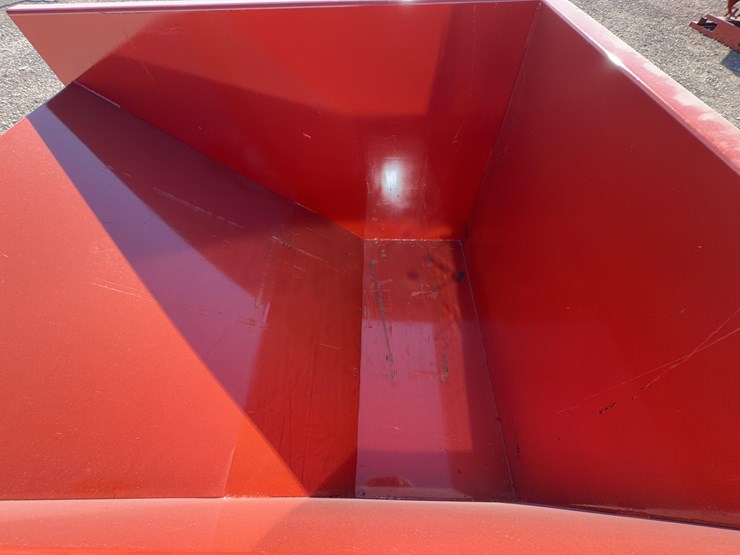 self-dumping-hopper-image-5