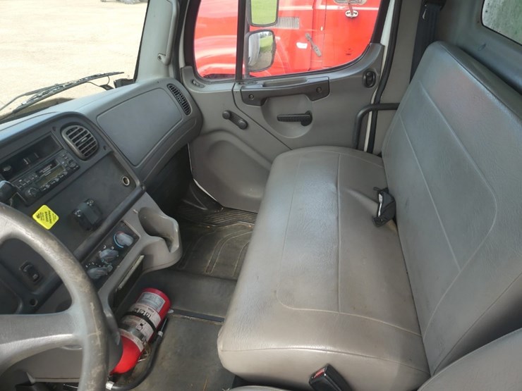 2004-caterpillar-c7-image-16