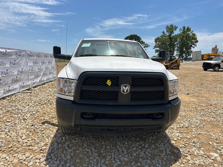 2015-dodge-2500-image-7