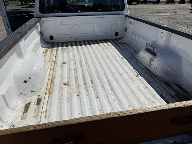 2002-ford-f250-xl-image-21