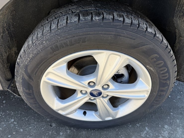 2013-ford-escape-image-18