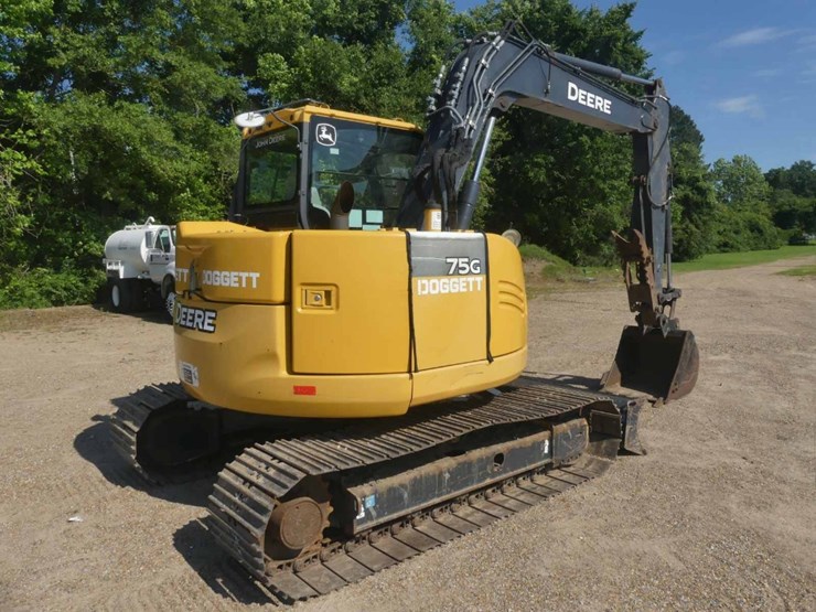 2017-deere-75g-image-4