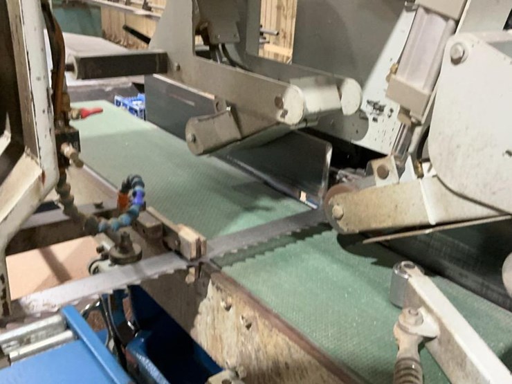 #185-•-2015-kentwood-hbr-300-horizontal-resaw-image-11