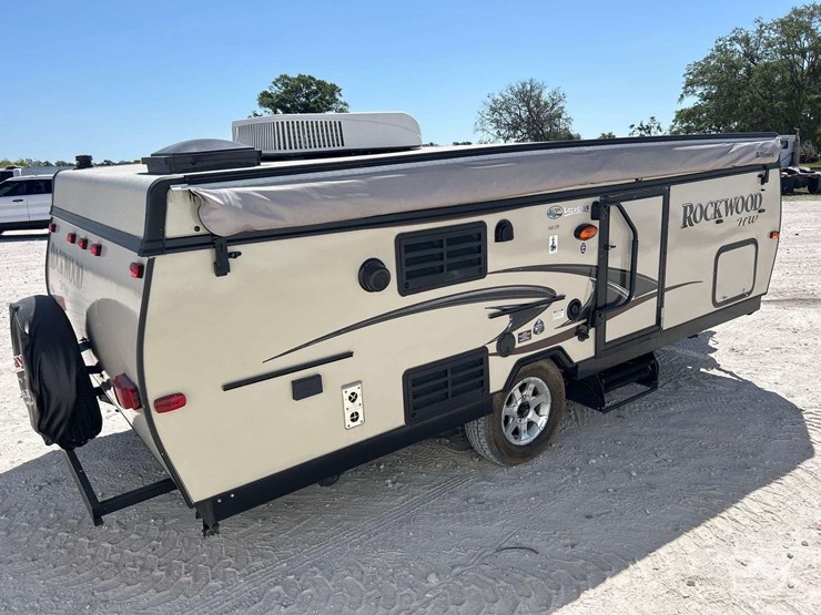 2013-15ft-forst-river-rockwood-hw276-s/a-travel-trailer-pop-up-camper-image-3