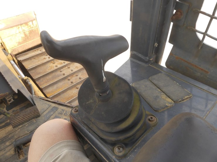 2005-deere-650j-lgp-image-14