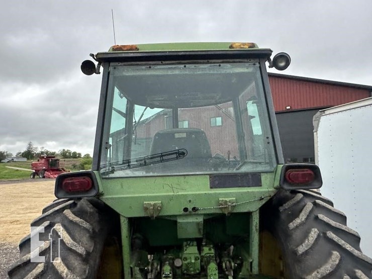john-deere-4430-image-11