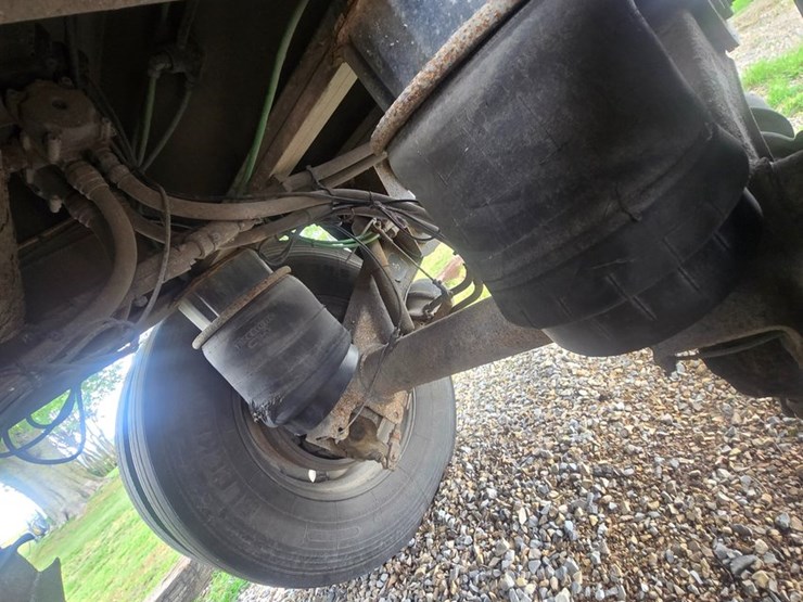 #23255-•-2006-40'-east-manufacturing-end-dump-trailer-image-64