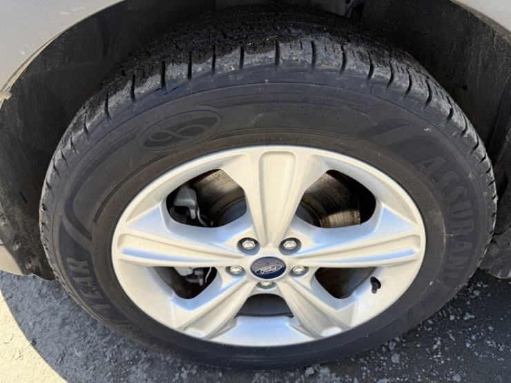 2013-ford-escape-image-16