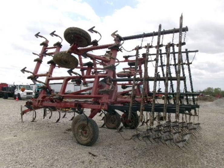 case-ih-4300-image-8