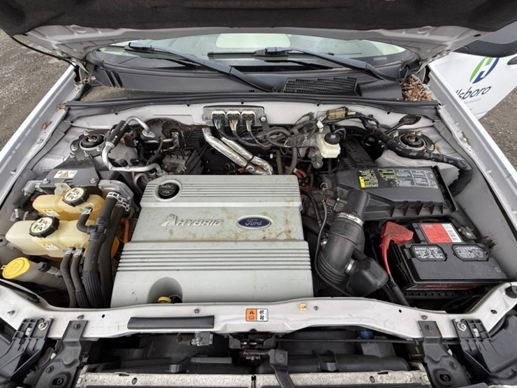 2008-ford-escape-image-13