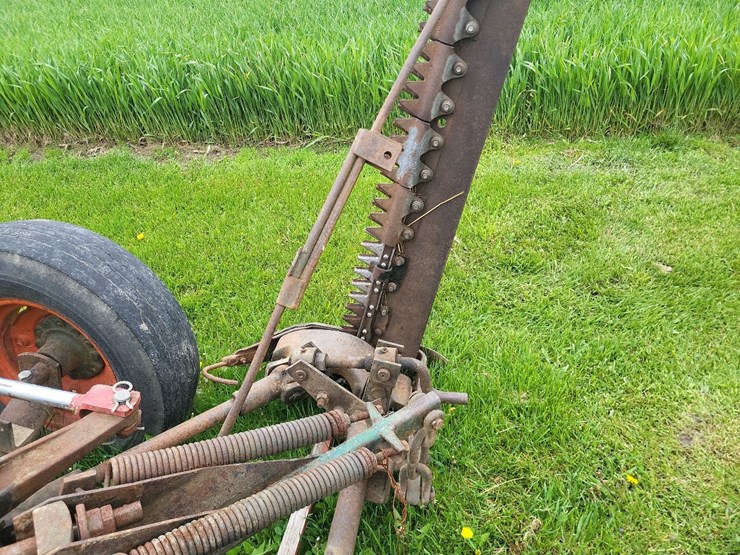 new-idea-253-pull-type-sickle-mower---nice-image-15