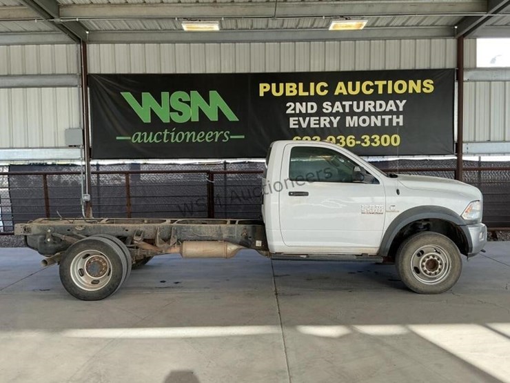 2016-ram-5500-c/c-image-1