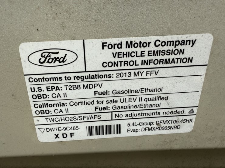 2013-ford-e350-image-15