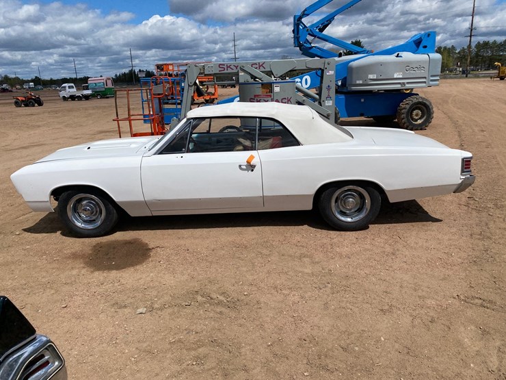 #122-•-1967-chevy-chevelle-convertible-project-car-(title-in-delay)-(nitke-yard-mosinee,-wi)-image-11