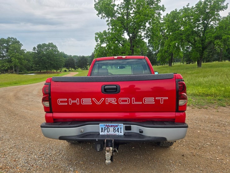 #24356-•-2006-chevrolet-silverado-pickup-truck-image-11