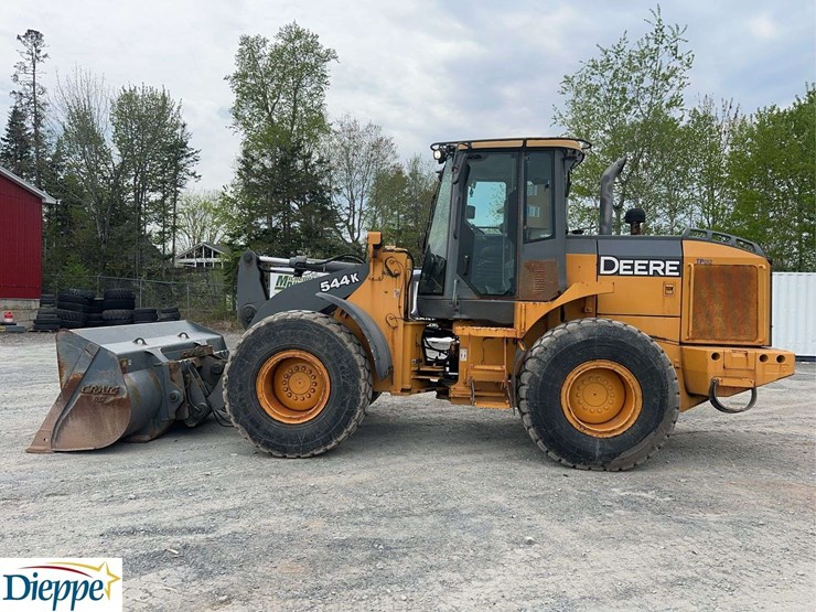 2011-deere-544k-image-8