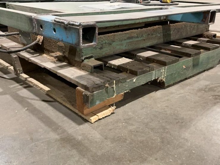 #161-•-southworth-lift-table-image-7