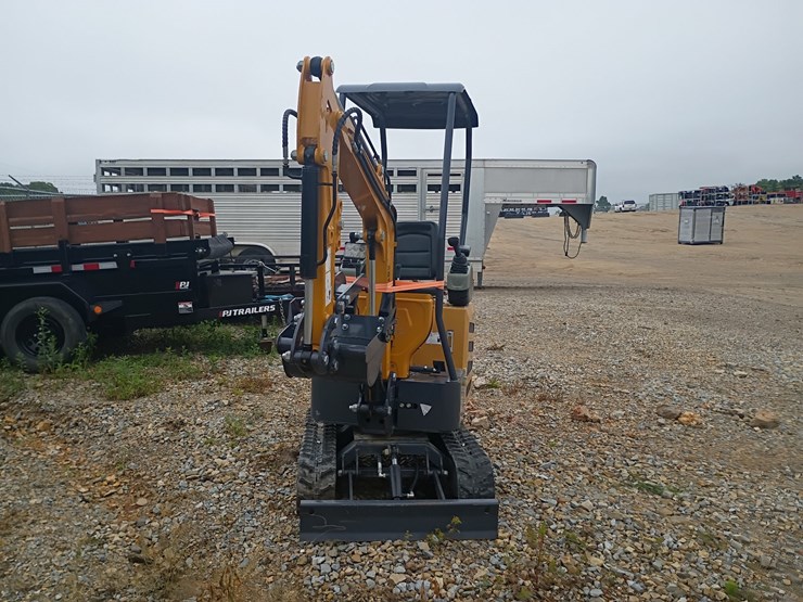 #24704-•-2025-agt-mx12rx-mini-escavator-image-2