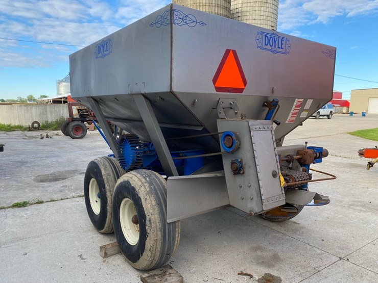 doyle-fertilizer-spreader-image-4