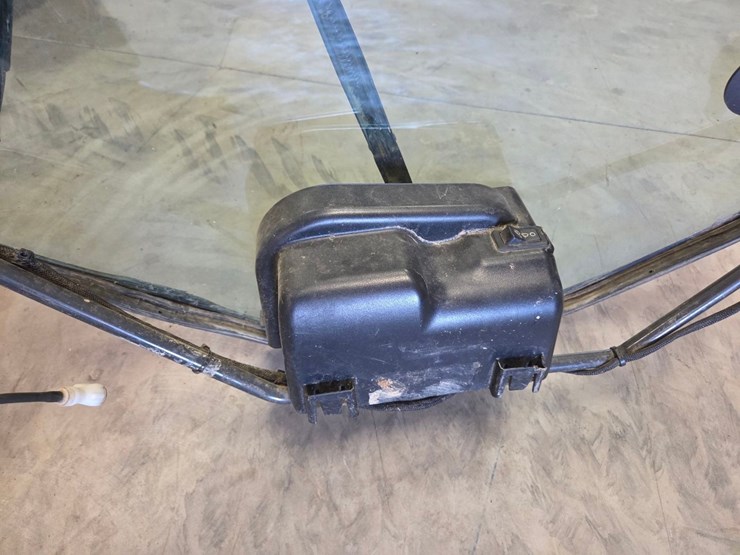 2013-bobcat-s630-image-36