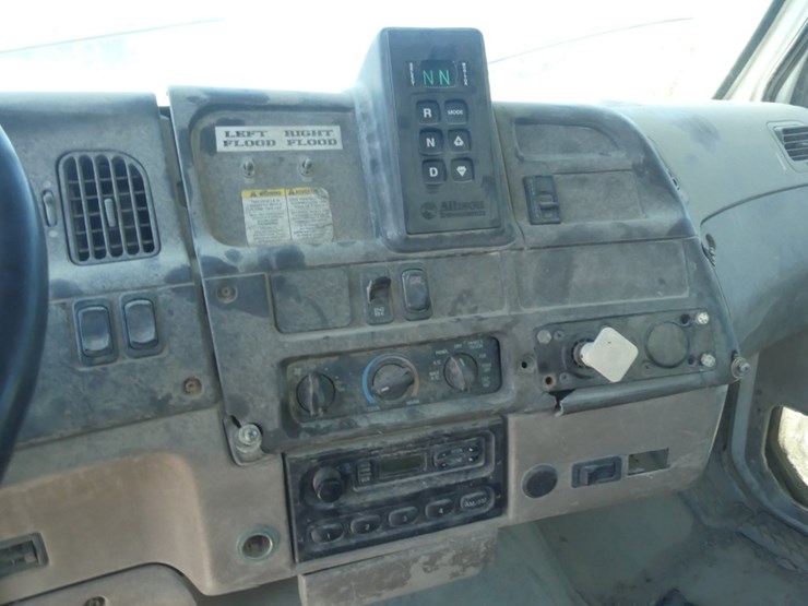2007-caterpillar-c7-image-17