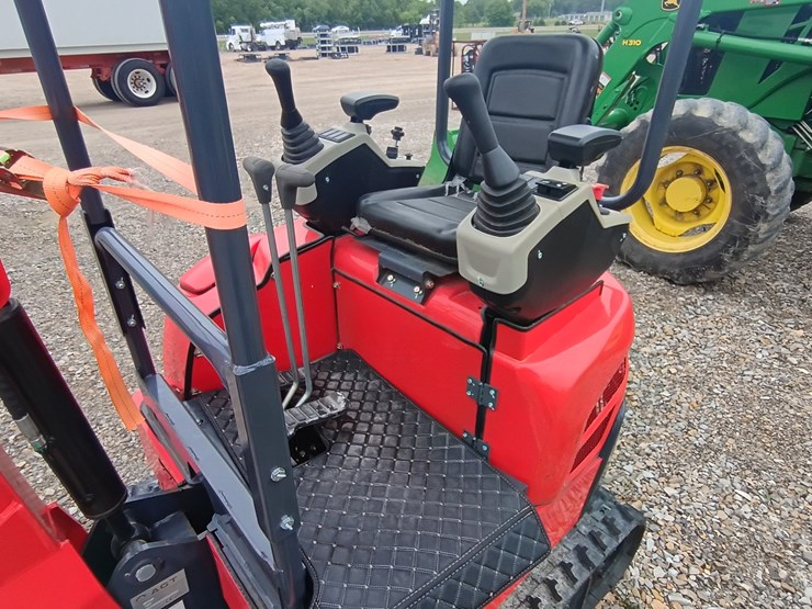 #24707-•-2025-agt-qk20r-mini-escavator-image-9