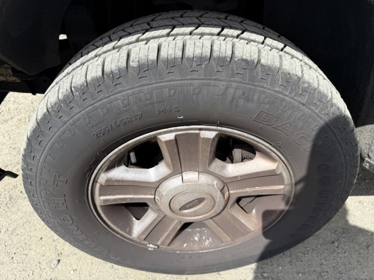 2004-ford-f150-image-16