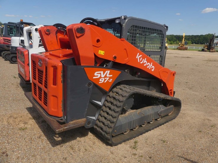 2023-kubota-svl97-2-image-3