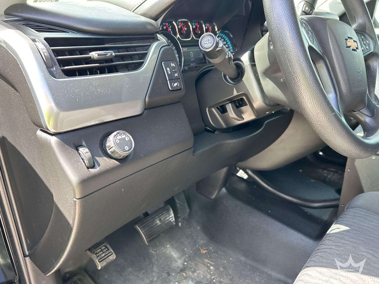 2019-chevrolet-tahoe-image-14