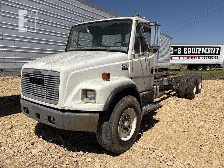 1995-freightliner-fl80-image-1